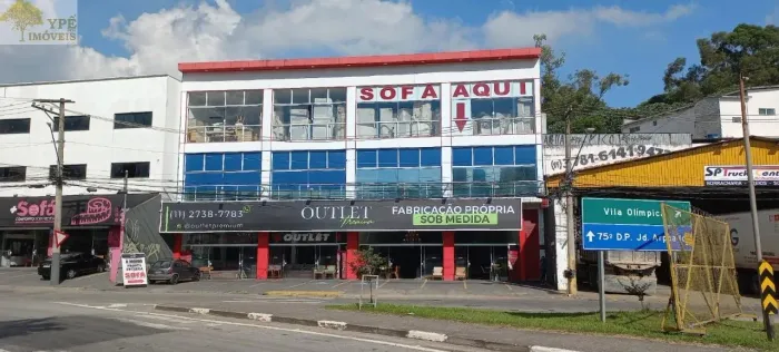 Salão Comercial de Alto Padrão para Locação no Parque Ipê, São Paulo-SP: 4 Salas, 4 Banhei