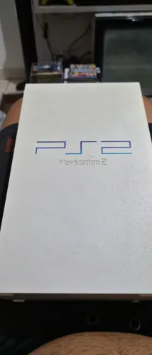 Playstation 2 branco japonês com cabos e controle e jogo tudo original