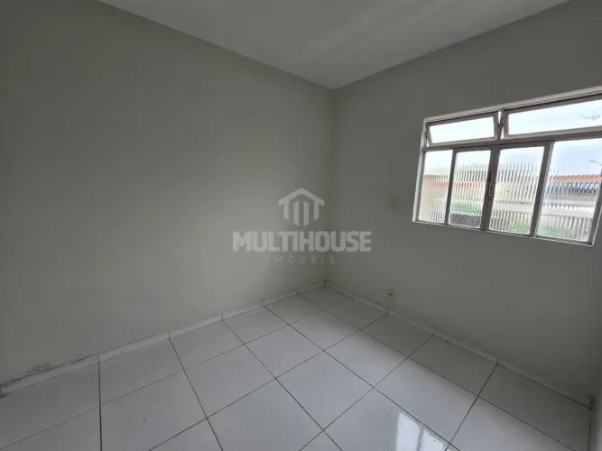 Casa 1 Quarto com Garagem para Aluguel em Justinópolis