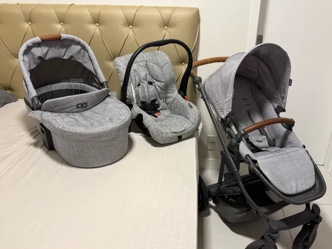 Carrinho de bebê COMO 4 com Moisés + Bebê Conforto