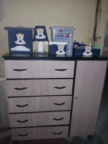 Vendo comoda gavetas e sapateira