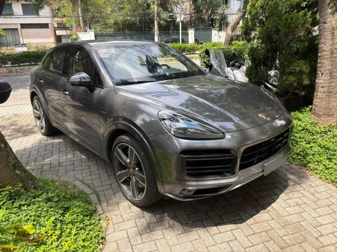 Porsche Cayenne Coupe Turbo S E-hybrid 4.0 2022