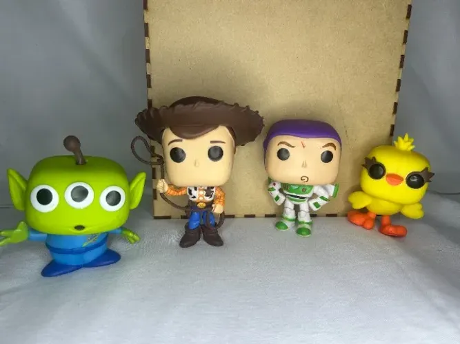 Kit Lote 5 Bonecos Tipo Funko Pop Toy Story - Woody, Buzz, Patinho, Garfinho e Alien