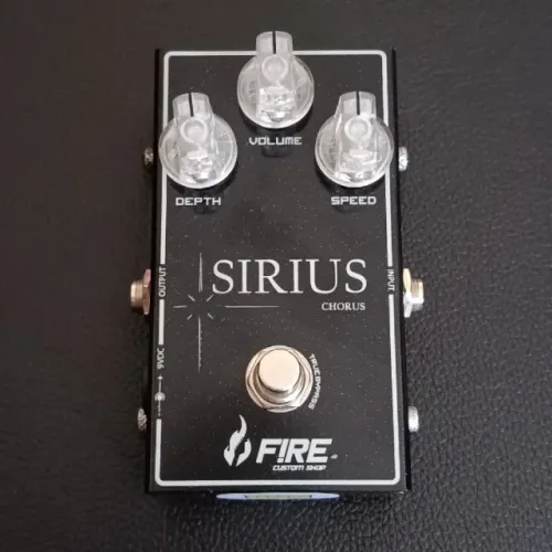 Pedal de Efeito Fire Custom Shop Sirius Chorus