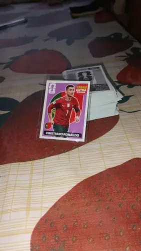 Figurinha legend cristiano ronaldo roxa