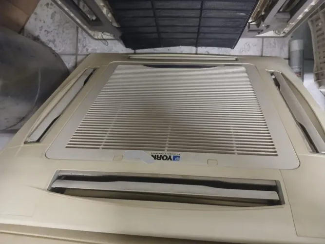 Ar condicionado cassete 24000 btus