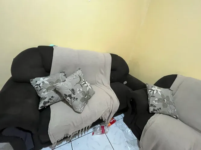 Sofá 2 e 3 lugares