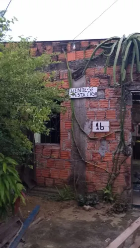 *Casa grande e espaçosa
