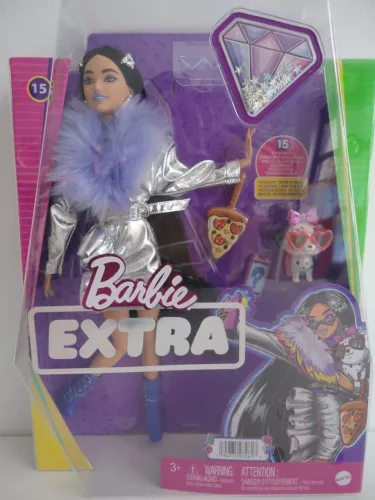Barbie extra 15 lacrada