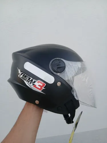Capacete New Three