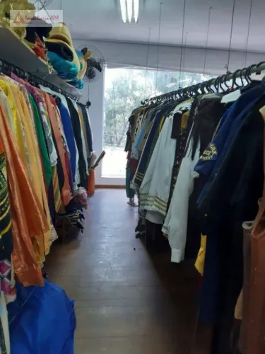Excelente loja comercial localizada em Higienópolis, em uma região de fácil acesso e com ó