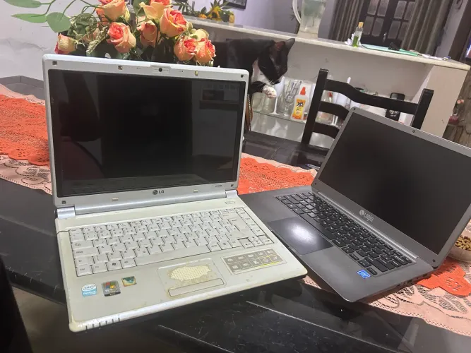 Aparelhos c defeito: leve 2 notebooks no precinho 