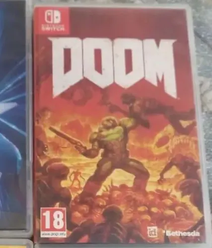 Doon Nintendo switch original físico 