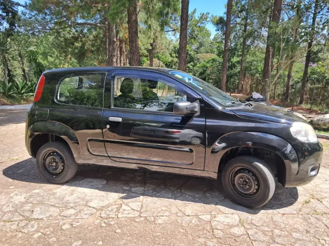 Fiat Uno Vivace 1.0 EVO Fire Flex 8V 3P 2014