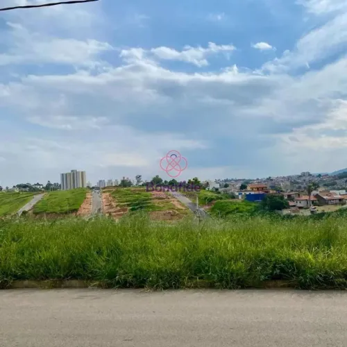 Terreno para VENDA localizado no bairro PARQUE PETRÓPOLIS, em Várzea Paulista/SP.