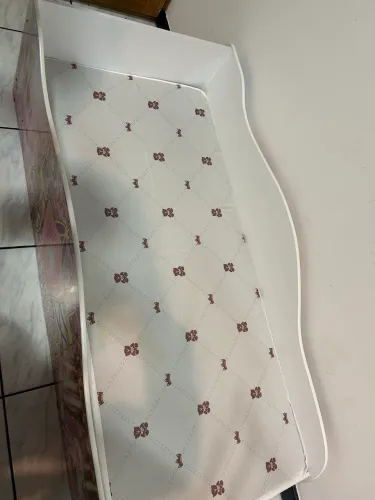 Mini cama infantil com colchão 