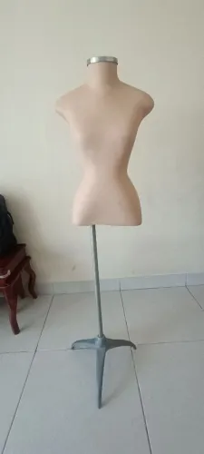 DOAÇÃO - boneca / manequim para modelagem