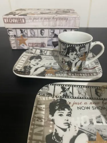 Conjunto Easy Life Dora Papis - Movie Star Audrey Hepburn - Porcelana c/ Caixa