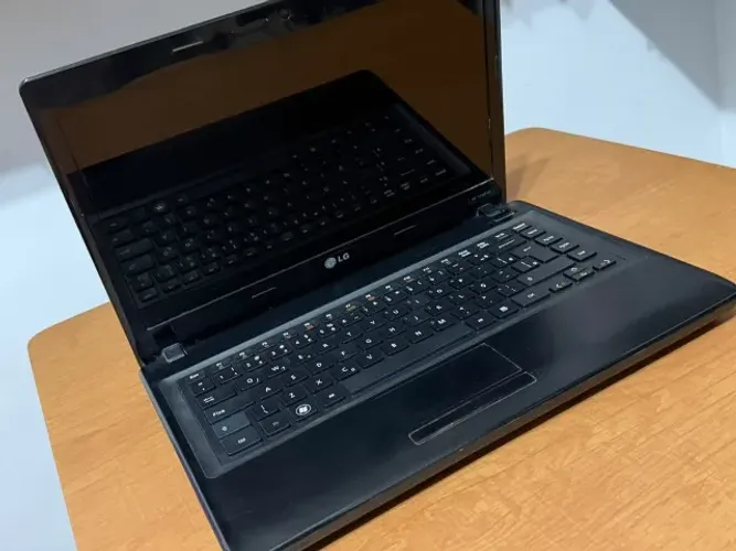 Notebook LG S460 Core i5, 16 GB RAM - somente na tomada