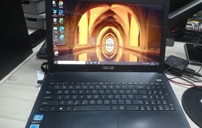 NOTEBOOK ASUS