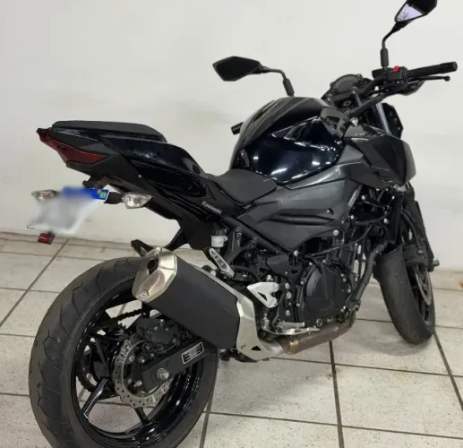 Z400 2024 ZERADONA , ACEITO TROCAS E FINANCIO . 