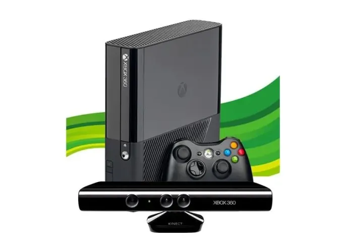 XBOX 360 Super Slim 4GB + Kinect + 2 Controles + HD 250GB + 7 Jogos + Brinde Especial