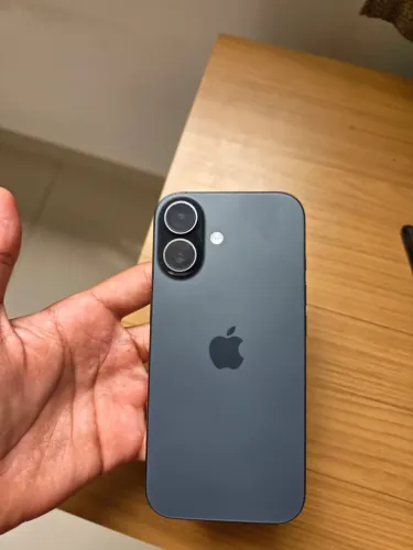 iPhone 17 
