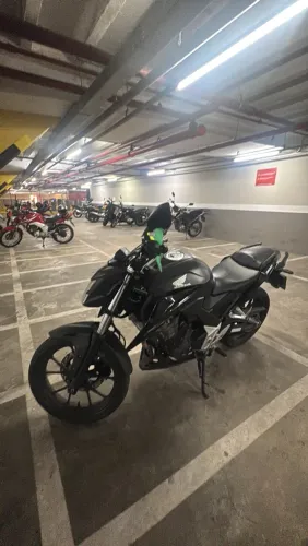 Honda CB 300f Twister Flex 2025