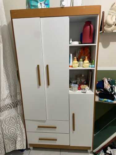 Guarda roupa infantil