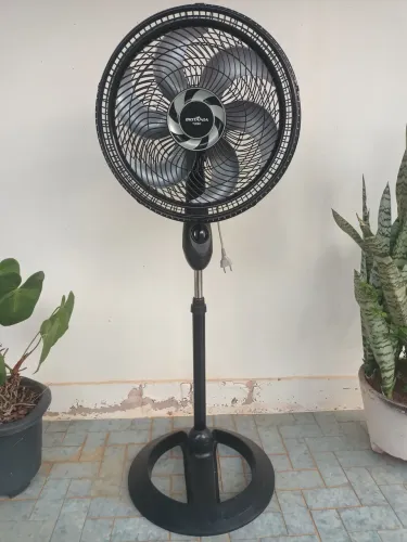 Ventilador de Coluna. Retirar em Mirassol.