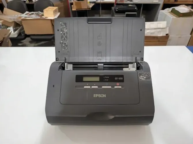 Scanner De Documentos Epson GT-S55 Para Peças Não Liga Sem Fonte - LEIA O ANÚNCIO!