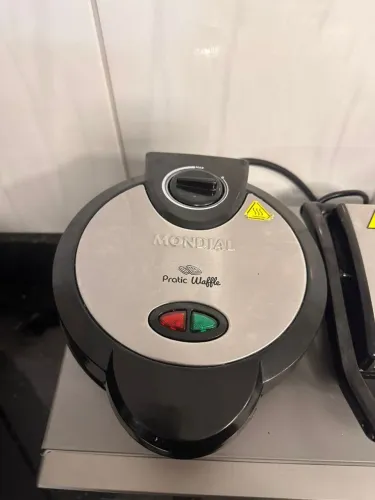 máquina de waffle mondial 1200w 220v