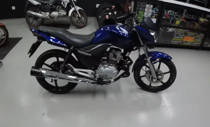 Moto pronta pra rodar 