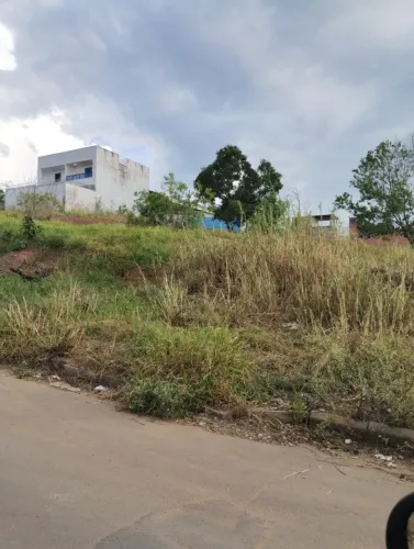 Vendo lote de 260m2 em Colinas de Laranjeiras