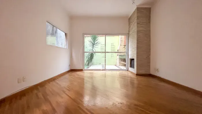 Casa de condomínio á venda na Granja Viana - 150m² | 4 Dorms | 2 Vagas - Cond Boulevard da