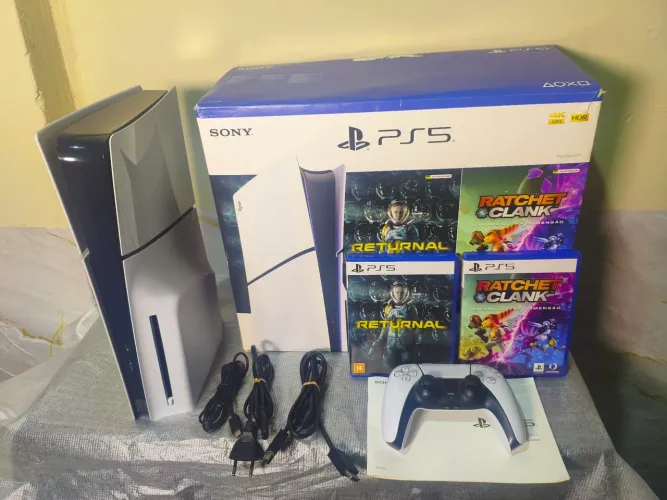 PS5 aceito cartão ate 18x/vendo ou troco ps4 ou Xbox series s mais volta em dinheiro p mim