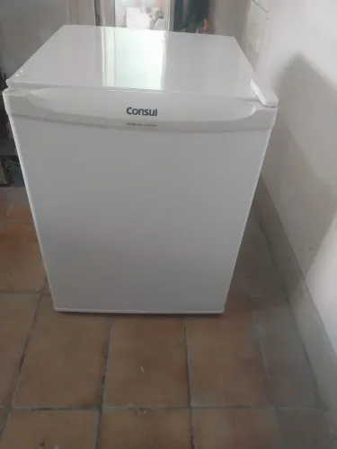 Frigobar cônsul 80 l ótimo entrego grátis local