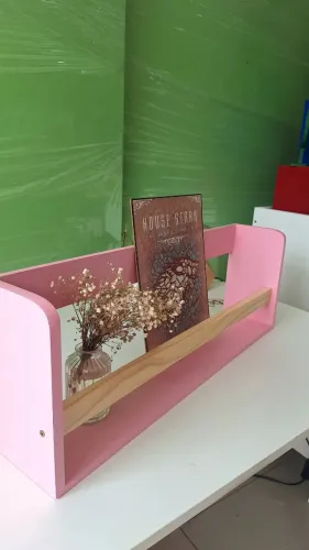 Prateleira aérea infantil 