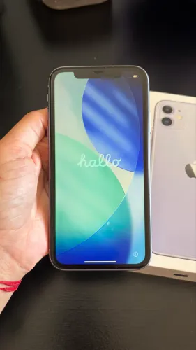 iPhone 11 