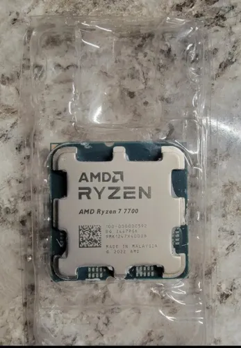 R7 RYZEN 7700