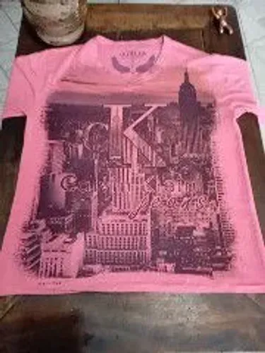 Camiseta Calvin Klein. G importada