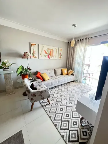 Apartamento à venda no Edifício Costa Almeida, em Sorocaba-SP.