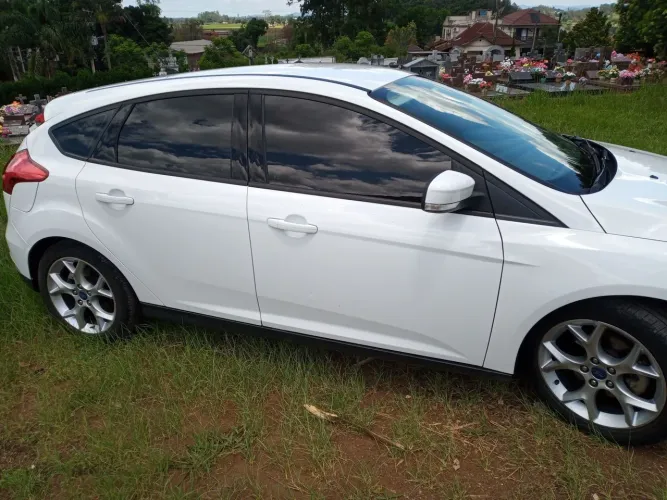 Ford Focus 2.0 16v/se/se Plus Flex 5P Aut. 2017