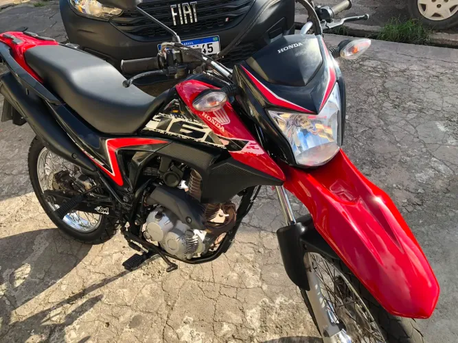 Moto castanhal NXR 200