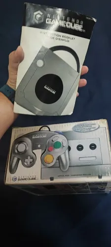 Caixa Original do GameCube Platinum c/manual 