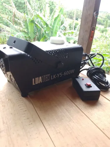 Máquina de fazer fumaça