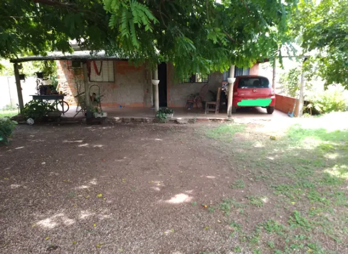 Casa lugar tranquilo próx ao novo hospital Júlio miller