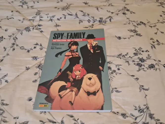Spy X Família livro
