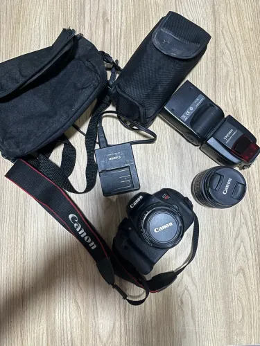 Canon T5i + Lente 50mm + Flash Yongnuo + Kit Completo