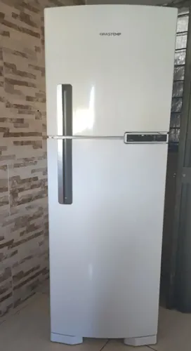 Geladeira Duplex Frost Free 375 litros seminova